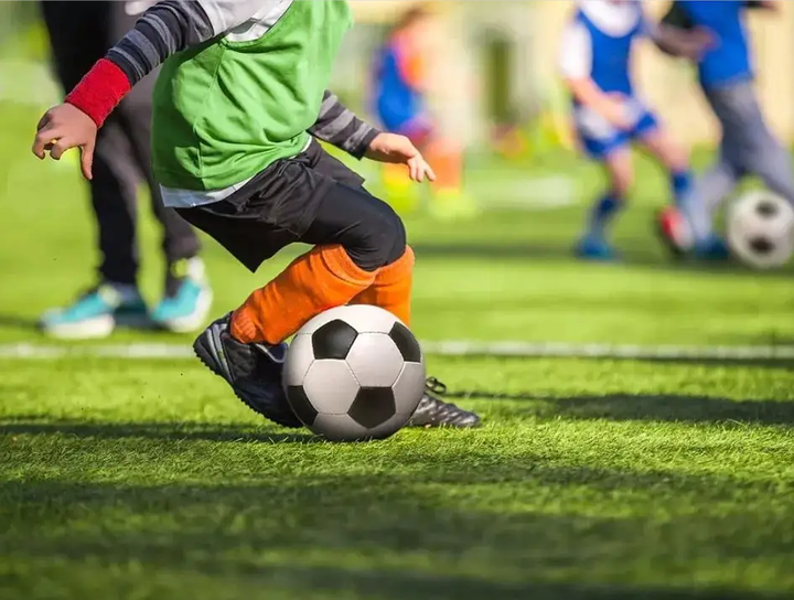 目前效力于 目前效力于